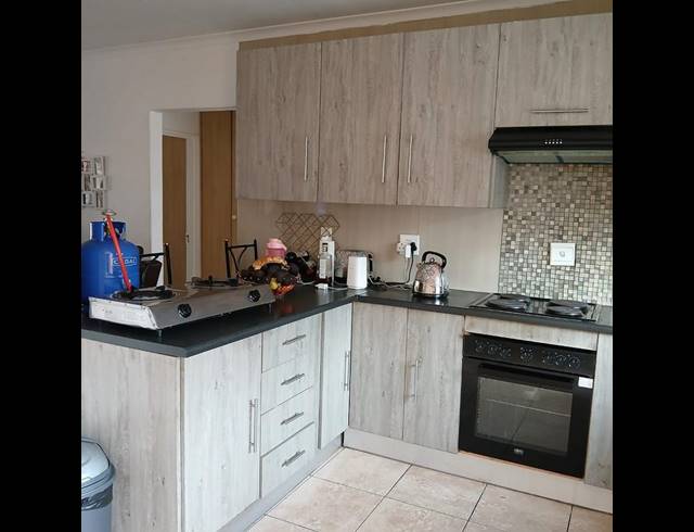 2 BEDROOM PROPERTY TO RENT IN VORNA VALLEY